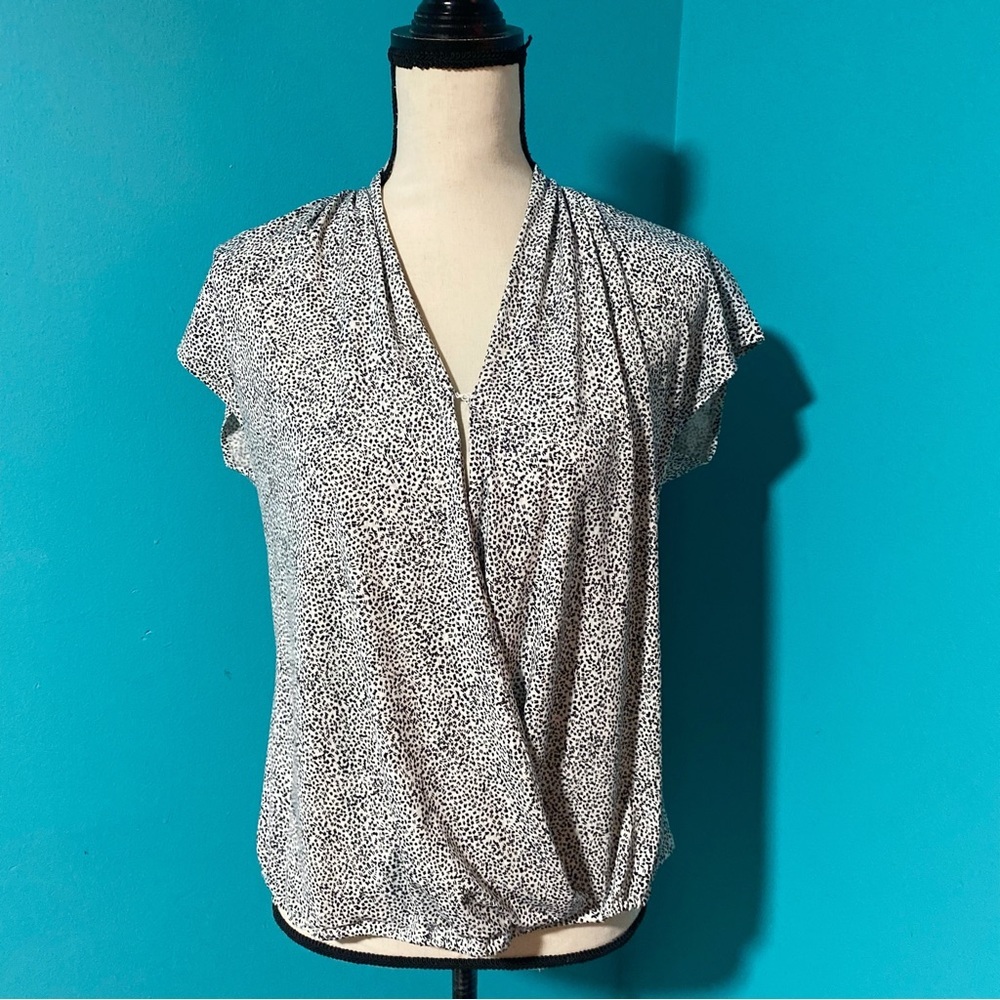 H by Halston XS Black White Print Elastic Band Waist Dolman Sleeve Blouse Top